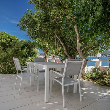 House Subic Apartman Supetarska Draga Kültér fotó
