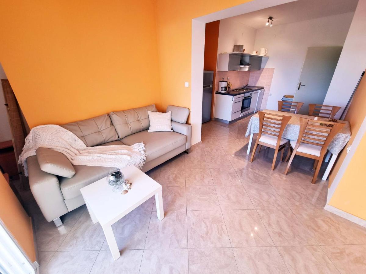 House Subic Apartman Supetarska Draga Kültér fotó