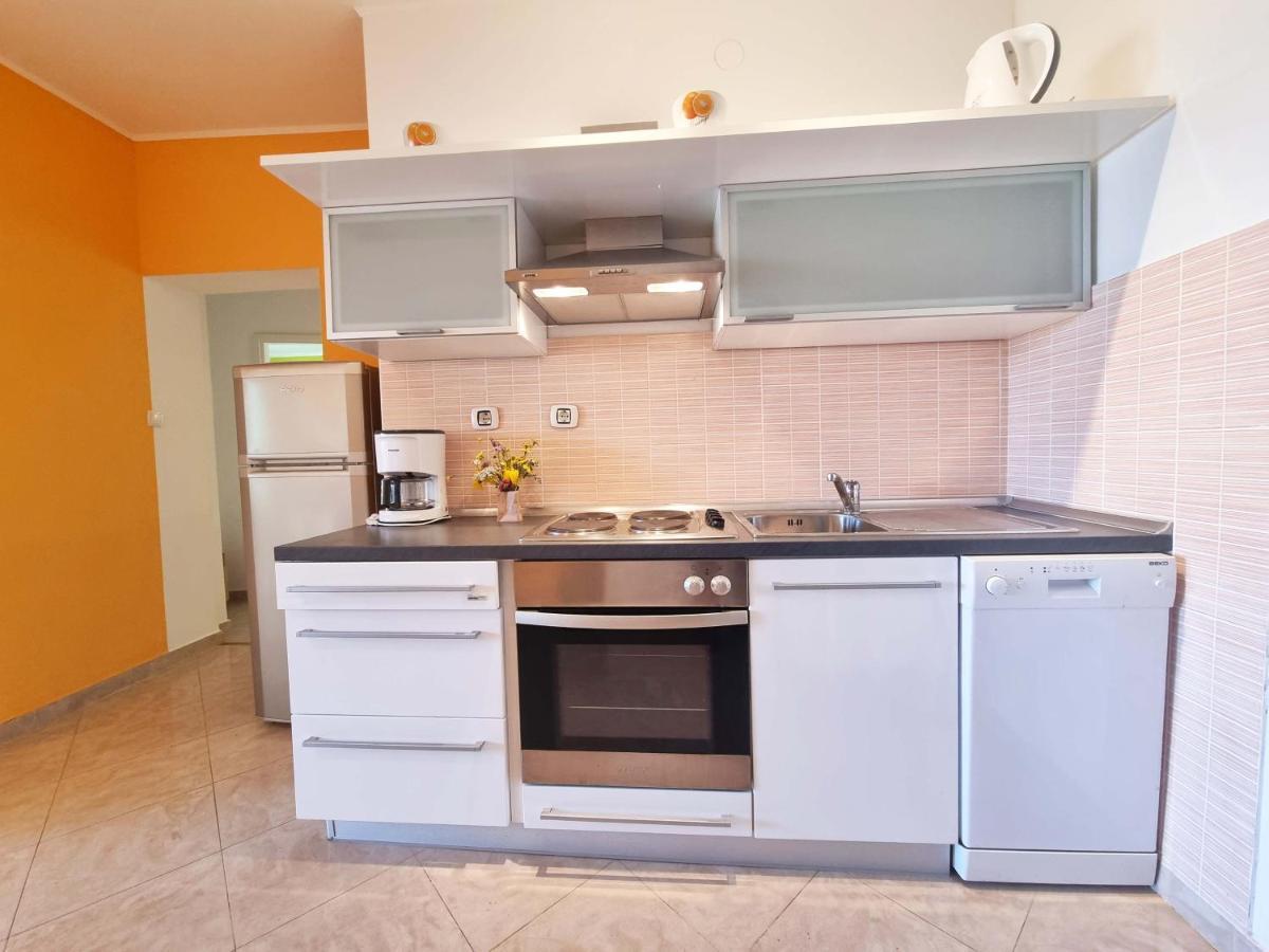 House Subic Apartman Supetarska Draga Kültér fotó