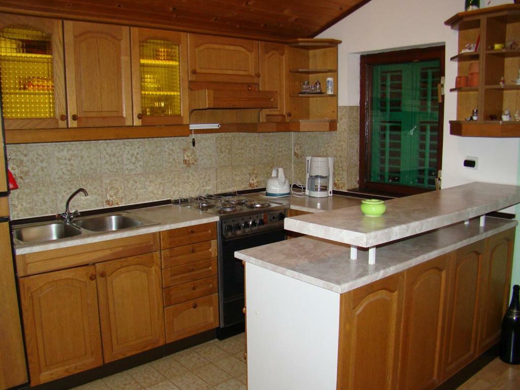 House Subic Apartman Supetarska Draga Kültér fotó